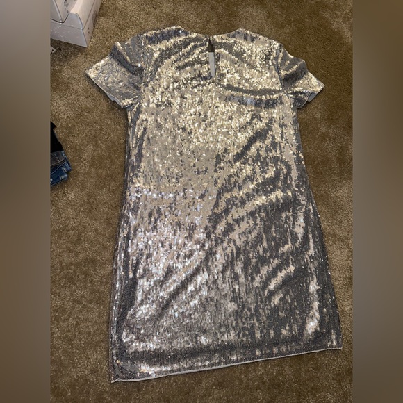 Silver sequence dress - Picture 2 of 2